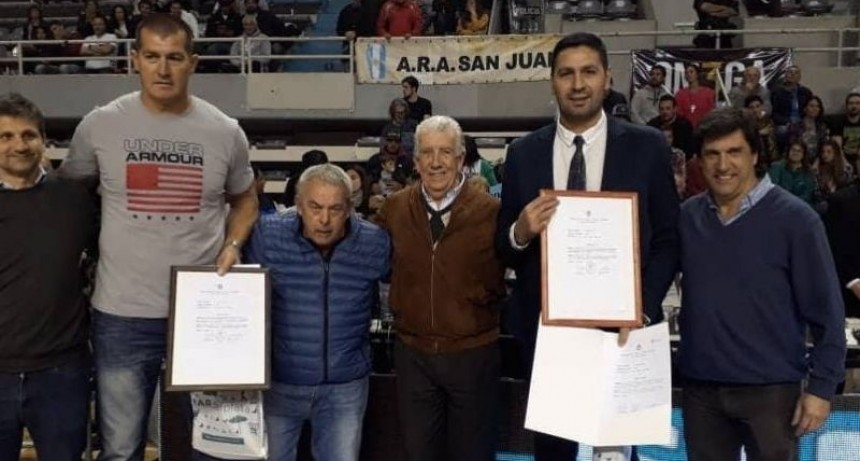 Reconocimiento a Nico Gutierrez y Diego Arizmendi