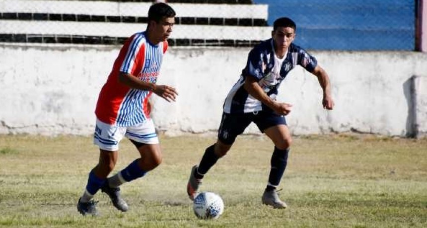 La reserva quedó puntera a tres fechas del final